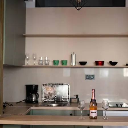 Apartment Athinas Relax G1 *